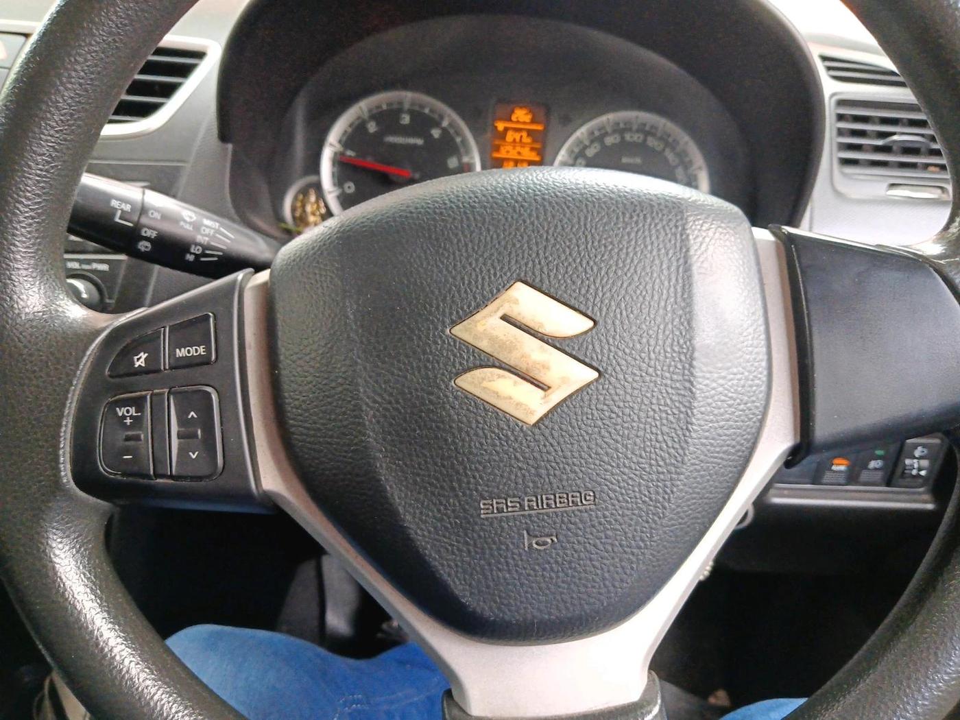 2014 Maruti Swift ZDI, Diesel, Manual, 1,25,246 km, interior