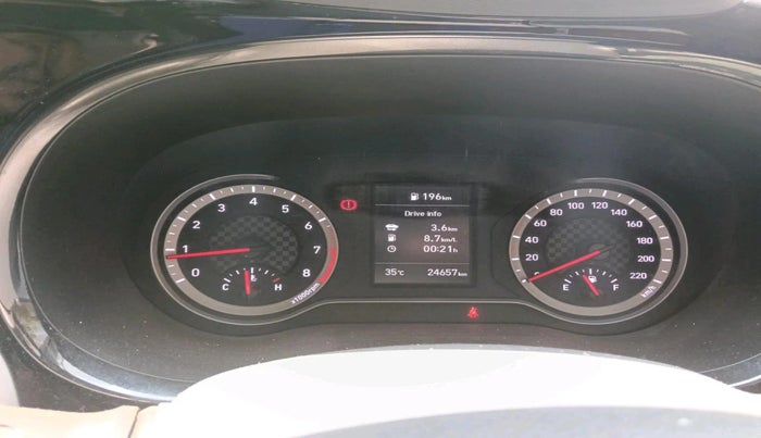 2024 Hyundai GRAND I10 NIOS ASTA 1.2 KAPPA VTVT, Petrol, Manual, 24,657 km, interior