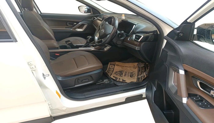 2021 Tata Harrier XZA PLUS 2.0L, Diesel, Automatic, 49,699 km, interior