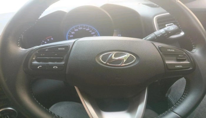 2020 Hyundai VENUE SX 1.0 TURBO, Petrol, Manual, 32,756 km, interior