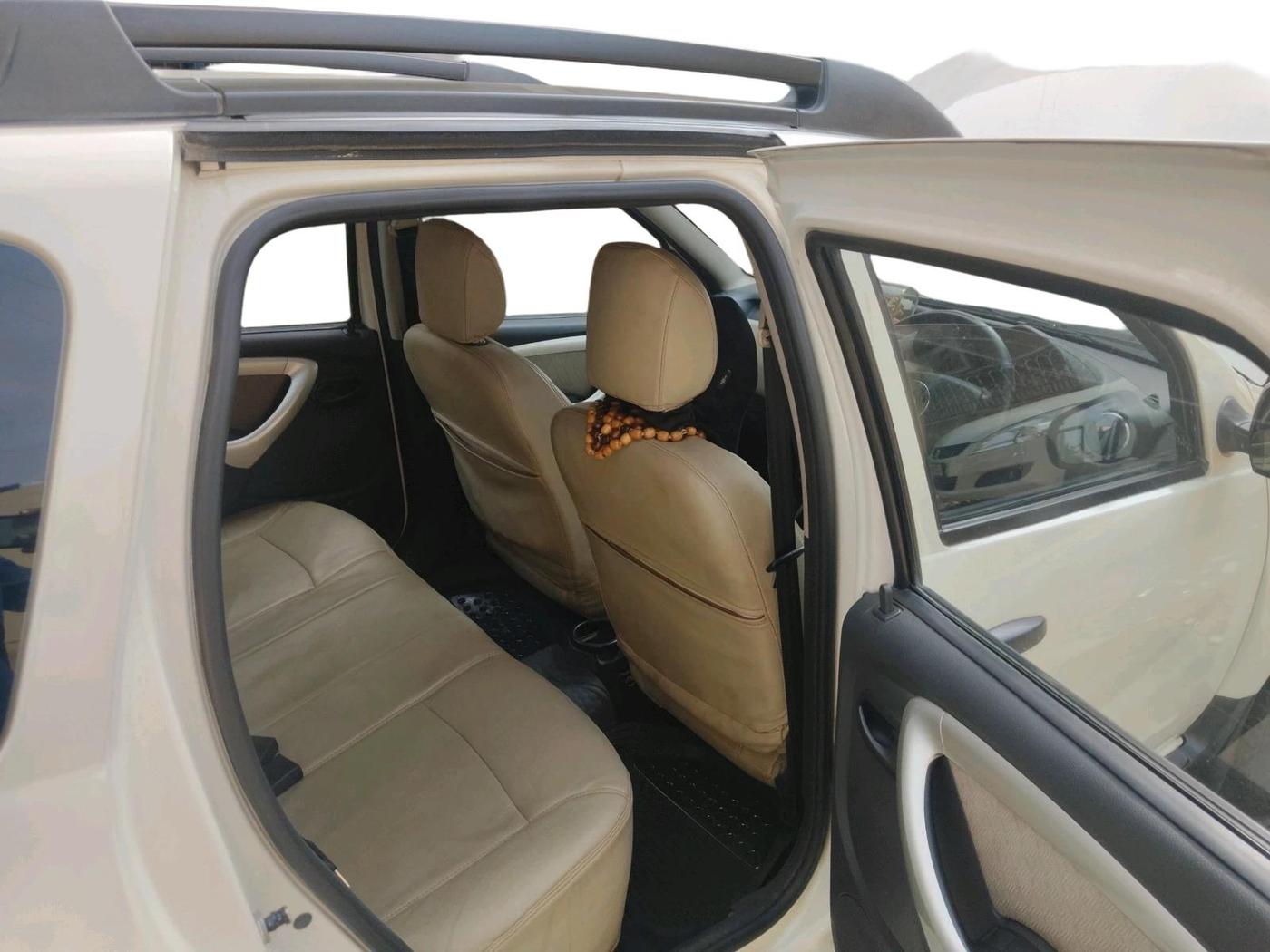 2013 Renault Duster 85 PS RXL DIESEL, Diesel, Manual, 45,677 km, interior