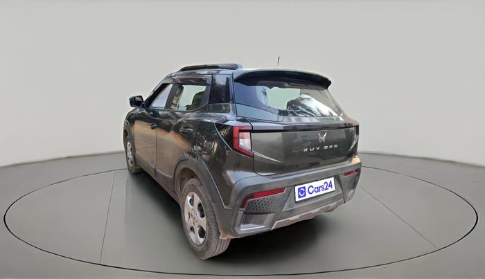 2024 Mahindra XUV 3XO MX3 1.2 L TCMPFi, Petrol, Manual, 17,130 km, exterior