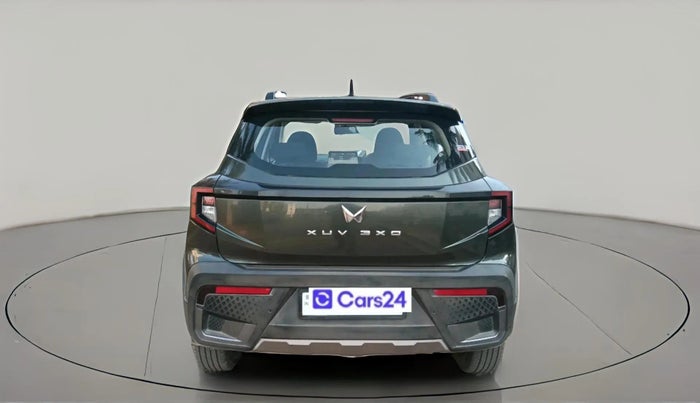 2024 Mahindra XUV 3XO MX3 1.2 L TCMPFi, Petrol, Manual, 17,130 km, exterior