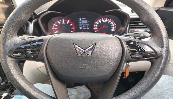 2024 Mahindra XUV 3XO MX3 1.2 L TCMPFi, Petrol, Manual, 17,130 km, interior