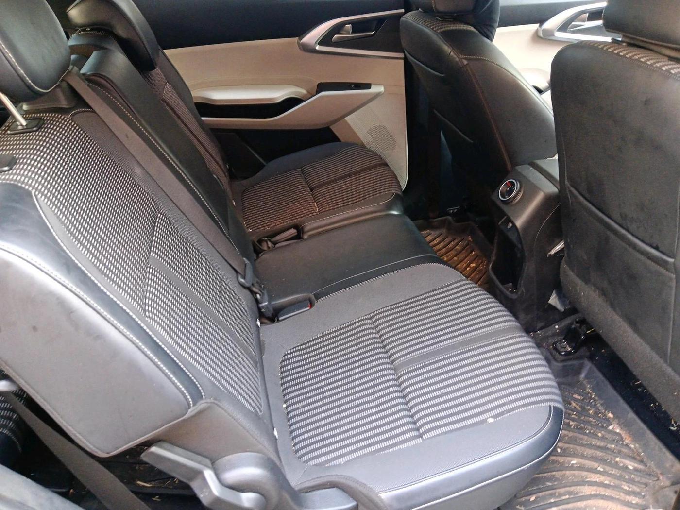 2024 KIA CARENS PRESTIGE 1.5 PETROL 7 STR, Petrol, Manual, 18,974 km, interior