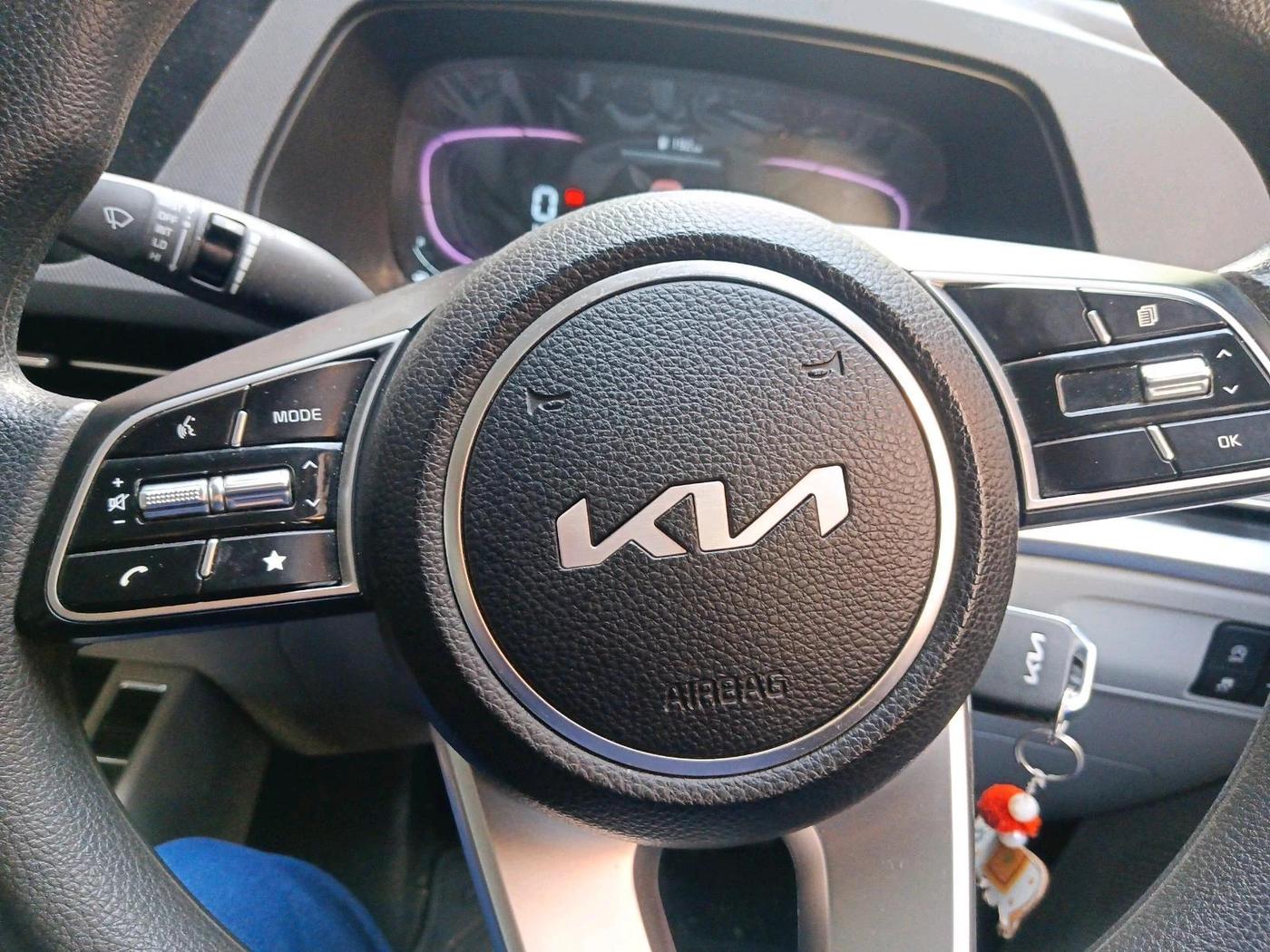 2024 KIA CARENS PRESTIGE 1.5 PETROL 7 STR, Petrol, Manual, 18,974 km, interior