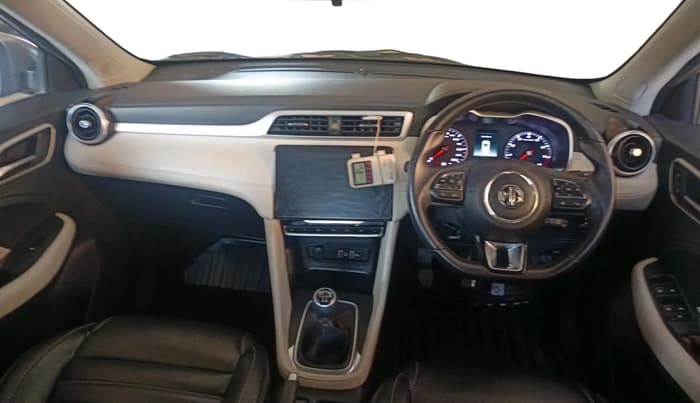 2022 MG ASTOR SUPER 1.5 MT, Petrol, Manual, 15,000 km, interior