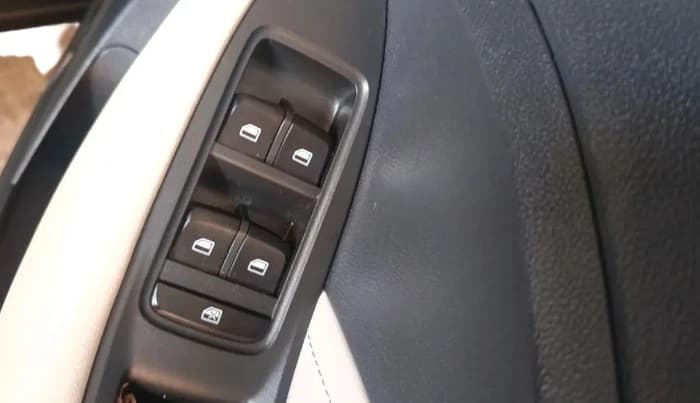 2022 MG ASTOR SUPER 1.5 MT, Petrol, Manual, 15,000 km, interior