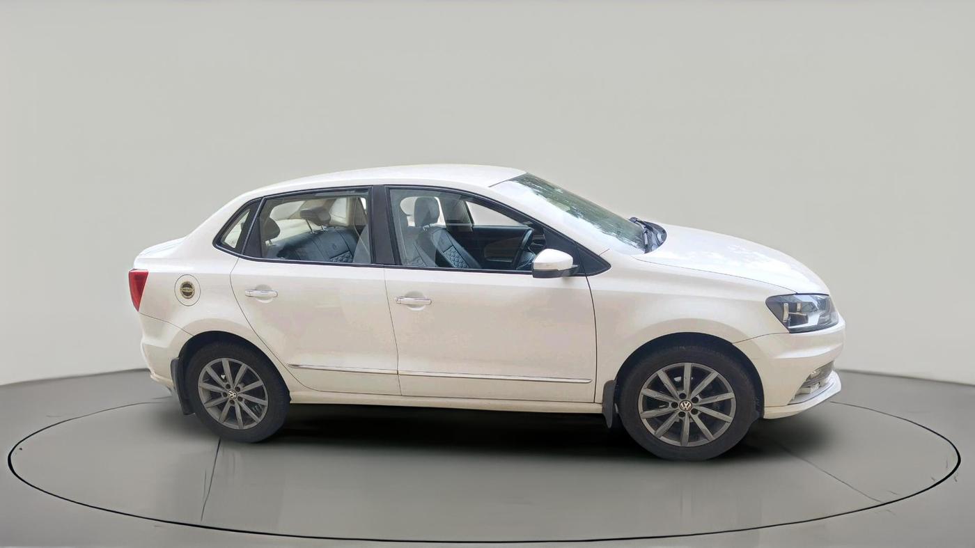 2019 Volkswagen Ameo HIGHLINE PLUS 1.5L AT 16 ALLOY, Diesel, Automatic, 1,03,577 km, exterior