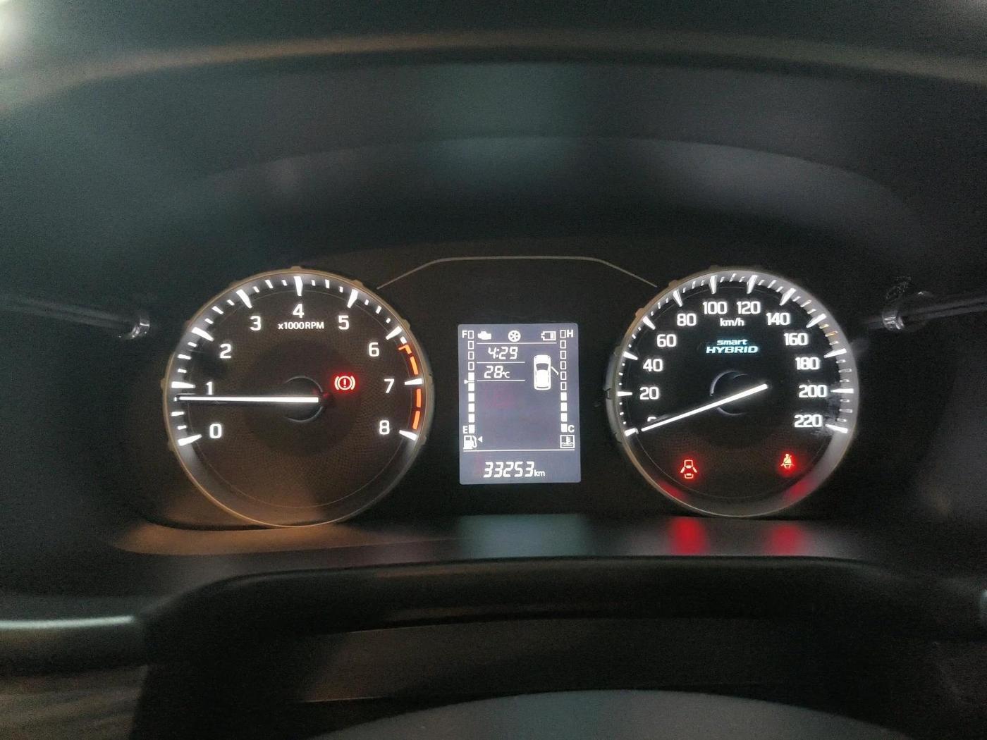 2022 Maruti BREZZA VXI SMART HYBRID, Petrol, Manual, 33,253 km, interior