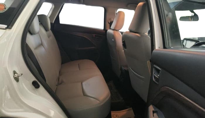 2022 Maruti BREZZA VXI SMART HYBRID, Petrol, Manual, 33,253 km, interior