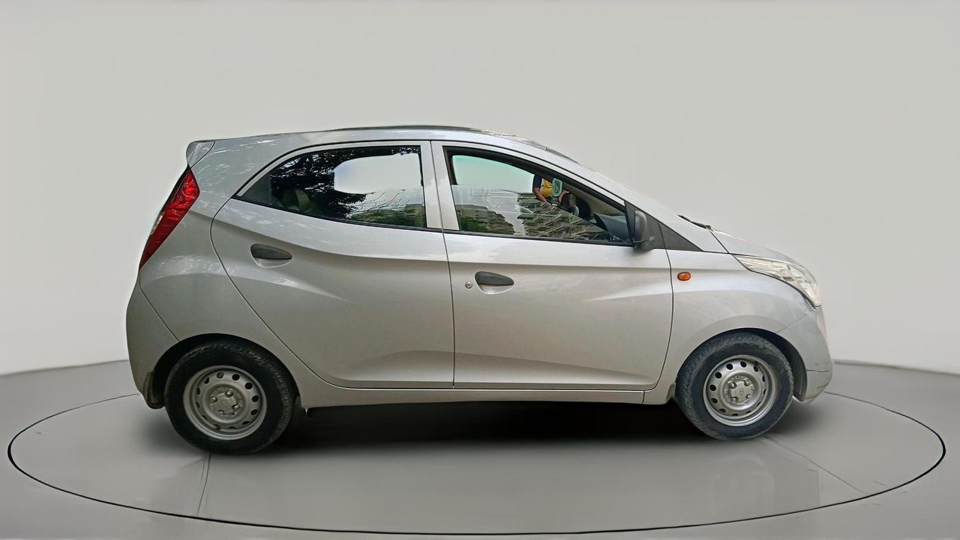 2017 Hyundai Eon ERA PLUS (O), Petrol, Manual, 16,486 km, exterior