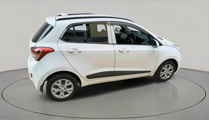 2015 Hyundai Grand i10 SPORTZ 1.2 KAPPA VTVT, Petrol, Manual, 1,04,043 km, exterior