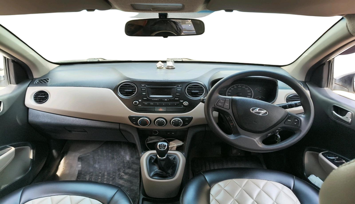 2015 Hyundai Grand i10 SPORTZ 1.2 KAPPA VTVT, Petrol, Manual, 1,04,043 km, interior