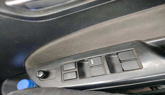 2014 Maruti Swift ZDI, Diesel, Manual, 1,13,504 km, interior