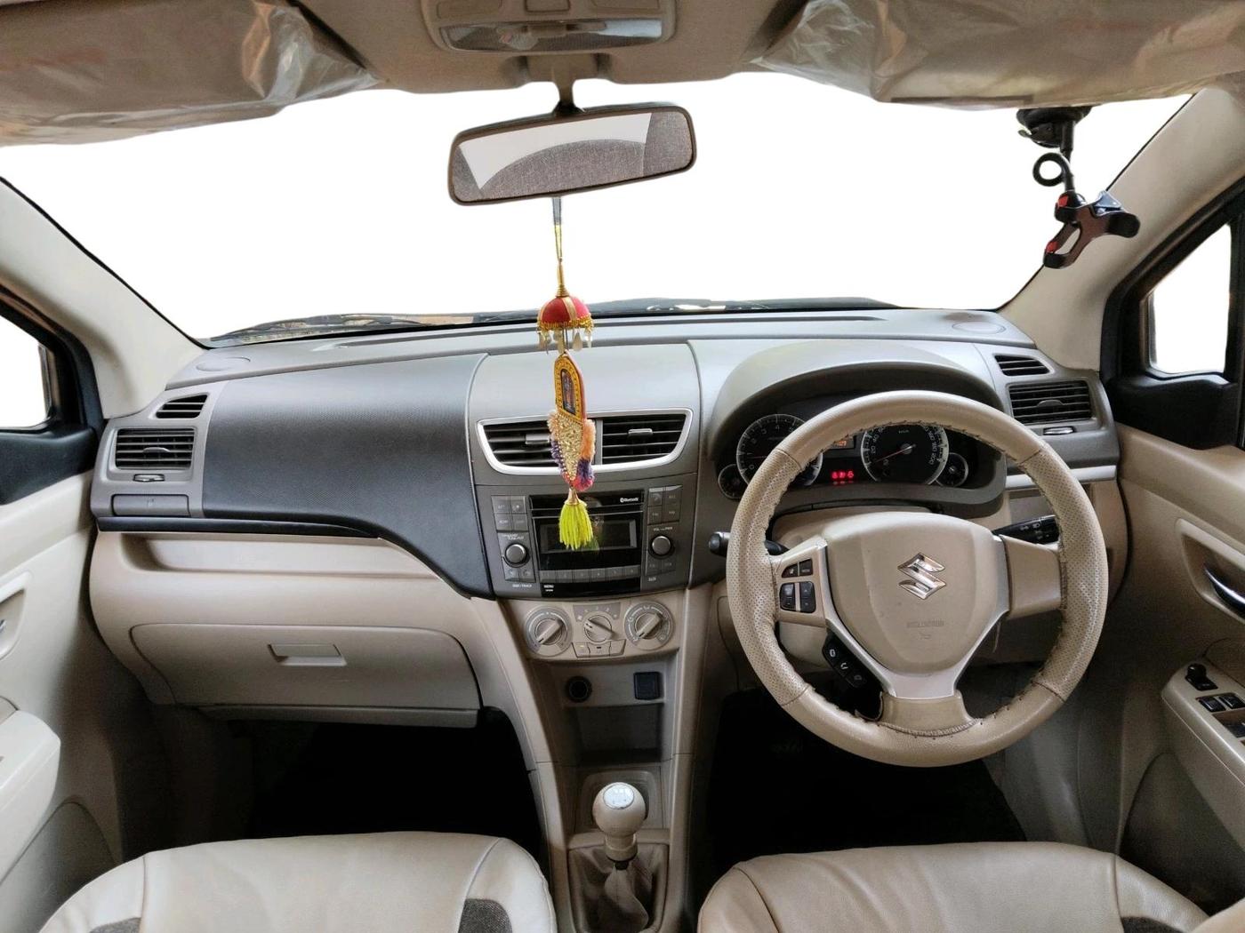 2016 Maruti Ertiga VXI, Petrol, Manual, 18,366 km, interior