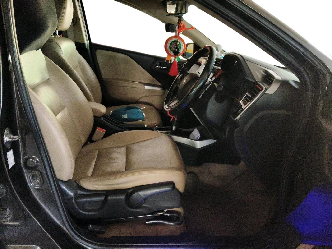 2014 Honda City 1.5L I-VTEC VX CVT, Petrol, Automatic, 1,23,731 km, interior