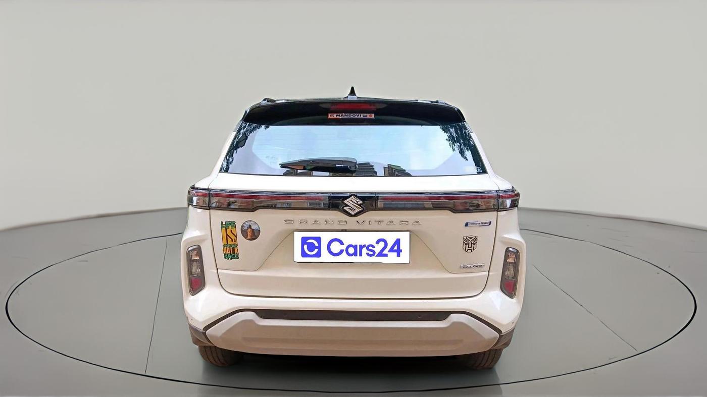 2022 Maruti Grand Vitara ALPHA SMART HYBRID ALLGRIP DUAL TONE, Petrol, Manual, 68,014 km, exterior