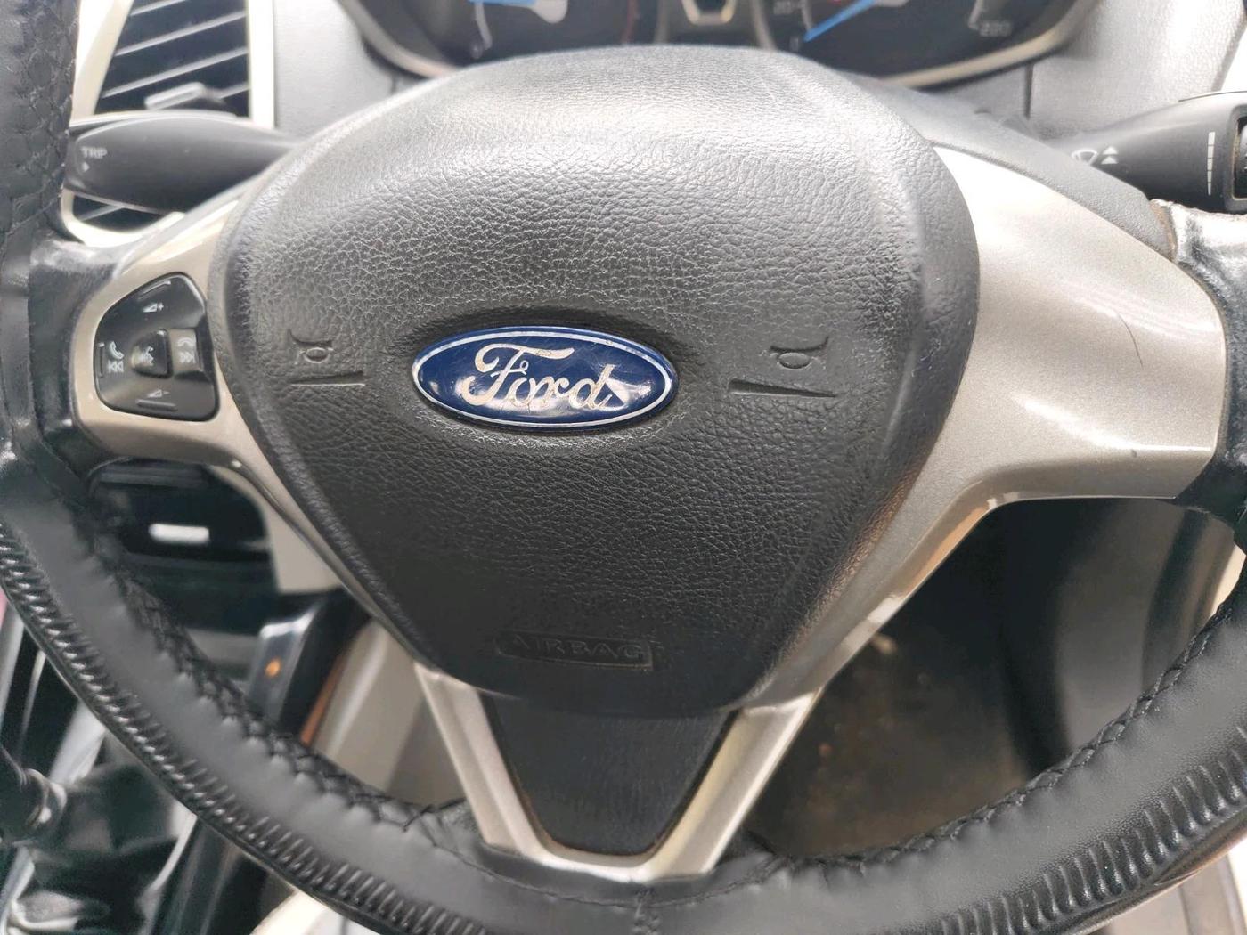2015 Ford Ecosport TITANIUM 1.5L DIESEL, Diesel, Manual, 1,17,156 km, interior