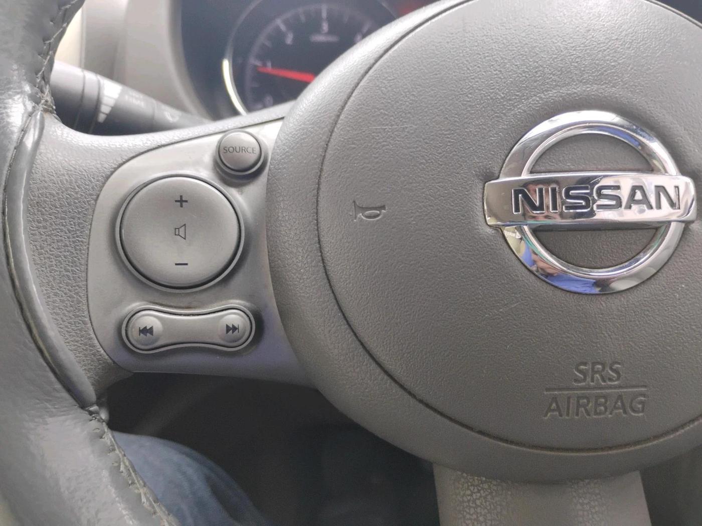 2013 Nissan Sunny XV DIESEL, Diesel, Manual, 82,686 km, interior
