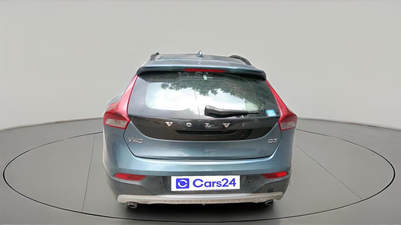 2013 Volvo V40 Cross Country D3, Diesel, Automatic, 1,60,592 km, exterior