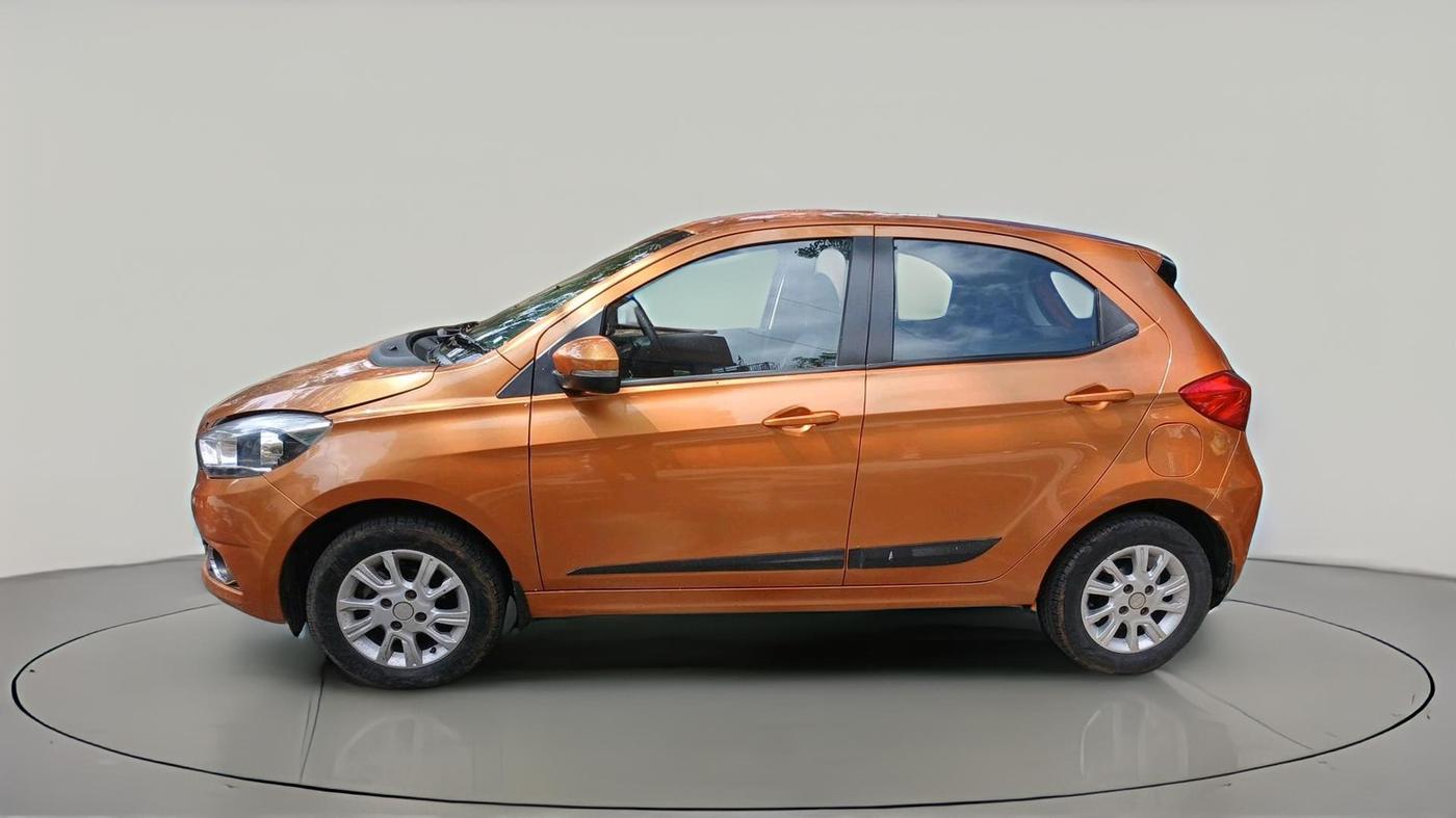 2016 Tata Tiago XZ PETROL, Petrol, Manual, 59,548 km, exterior
