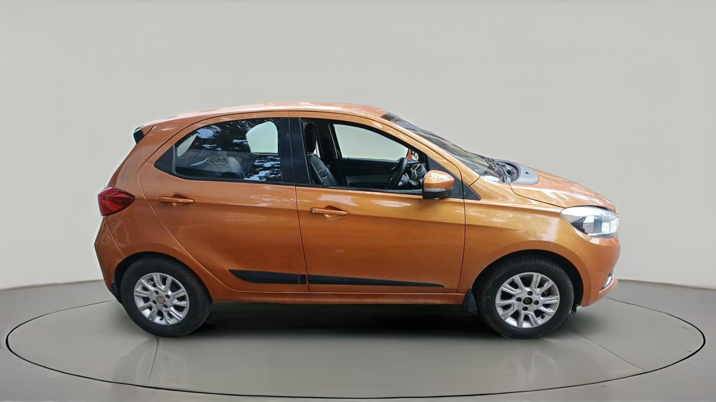 2016 Tata Tiago XZ PETROL, Petrol, Manual, 59,548 km, exterior