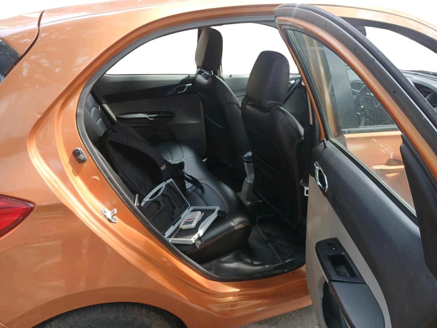2016 Tata Tiago XZ PETROL, Petrol, Manual, 59,548 km, interior