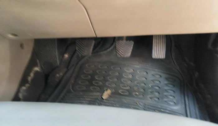 2010 Hyundai i20 MAGNA 1.2, Petrol, Manual, 92,674 km, interior