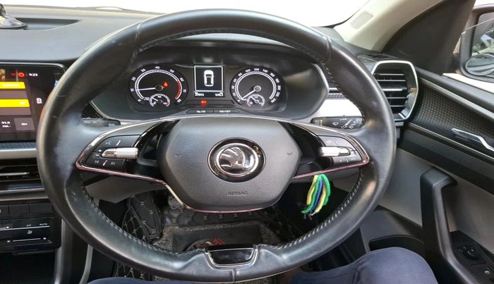 2022 Skoda KUSHAQ AMBITION 1.0L TSI MT, Petrol, Manual, 27,980 km, interior