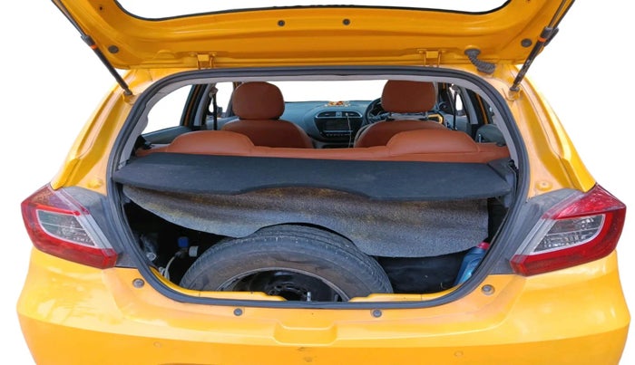 2020 Tata Tiago XZ PLUS PETROL, CNG, Manual, 51,922 km, exterior