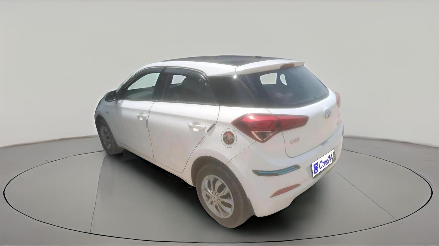 2015 Hyundai Elite i20 MAGNA 1.4 CRDI, Diesel, Manual, 1,30,691 km, exterior