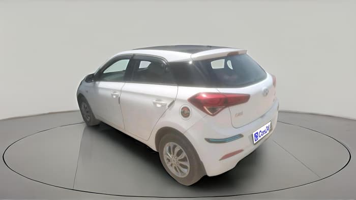 2015 Hyundai Elite i20 MAGNA 1.4 CRDI, Diesel, Manual, 1,30,691 km, exterior