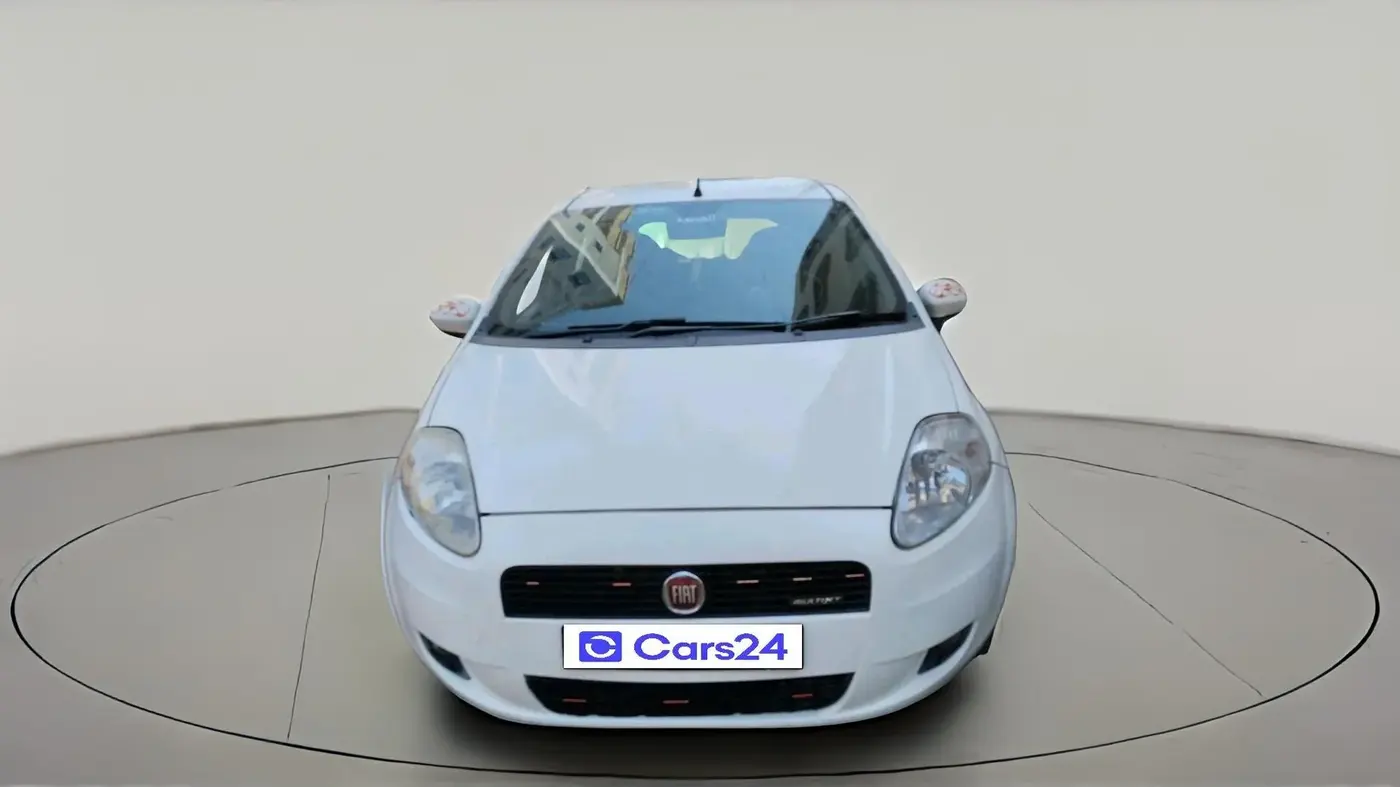 2011 Fiat Grand Punto DYNAMIC 1.3, Diesel, Manual, 1,22,861 km, exterior