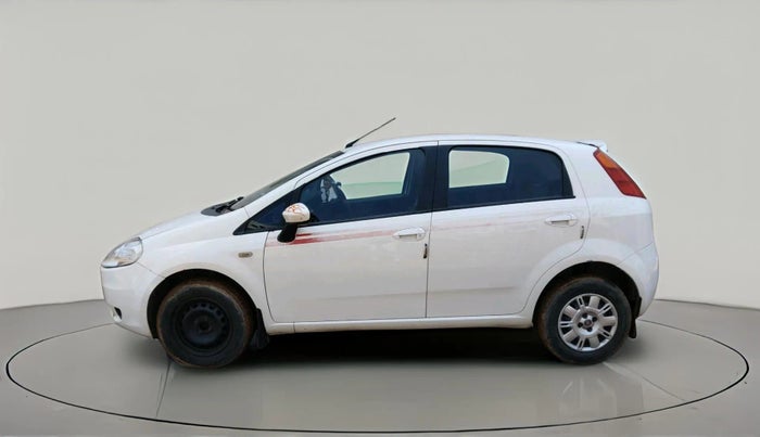 2011 Fiat Grand Punto DYNAMIC 1.3, Diesel, Manual, 1,22,861 km, exterior