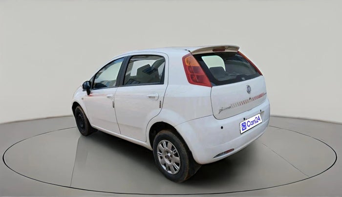 2011 Fiat Grand Punto DYNAMIC 1.3, Diesel, Manual, 1,22,861 km, exterior