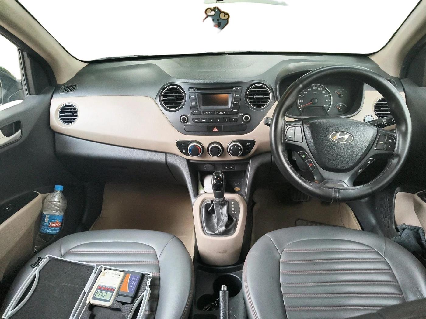 2015 Hyundai Grand i10 ASTA AT 1.2 KAPPA VTVT, Petrol, Automatic, 1,29,848 km, interior