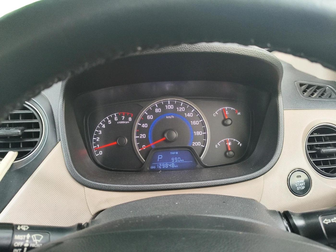 2015 Hyundai Grand i10 ASTA AT 1.2 KAPPA VTVT, Petrol, Automatic, 1,29,848 km, interior