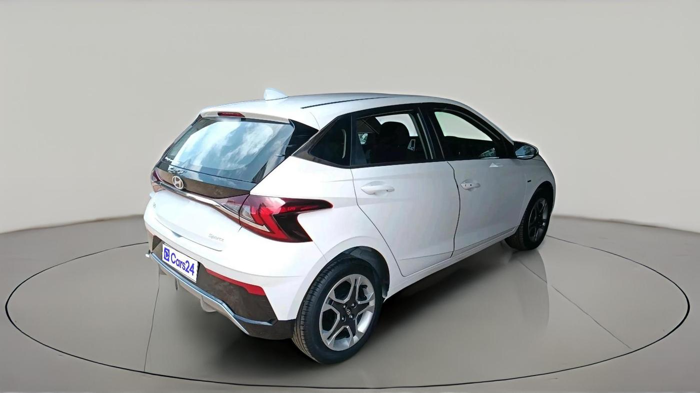 2025 Hyundai NEW I20 Sportz (O) 1.2 IVT, Petrol, Automatic, 1,030 km, exterior