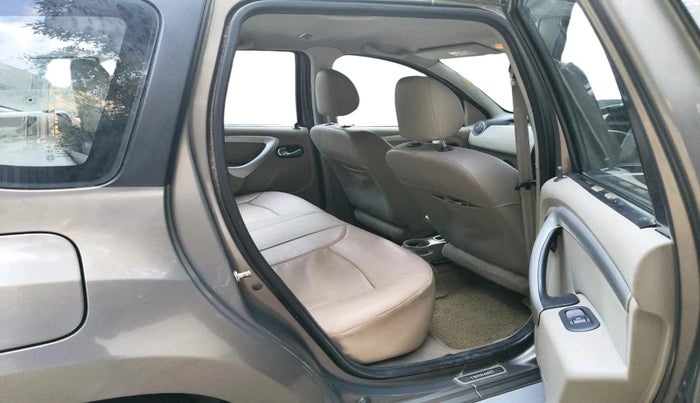 2014 Nissan Terrano XL D PLUS, Diesel, Manual, 86,027 km, interior