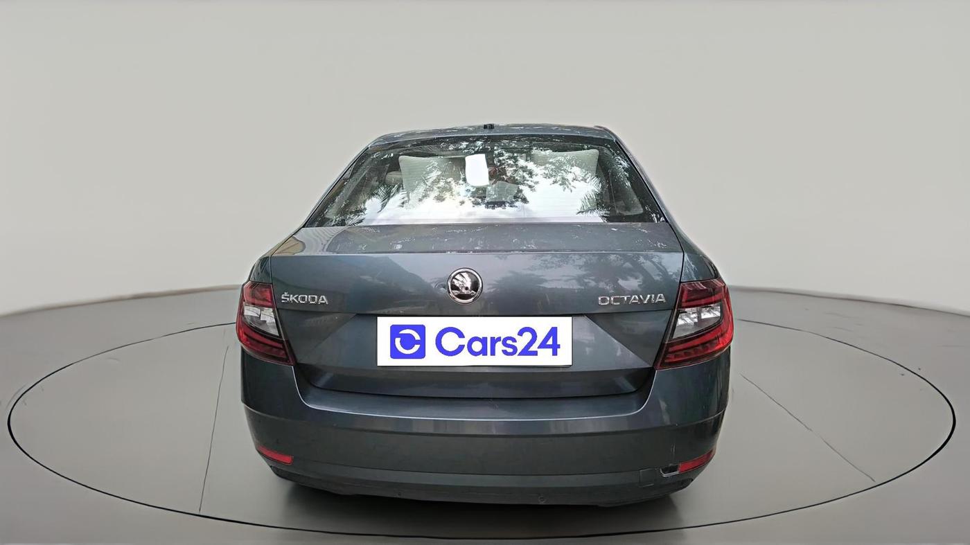 2017 Skoda Octavia 2.0 TDI L&K AT, Diesel, Automatic, 1,49,462 km, exterior