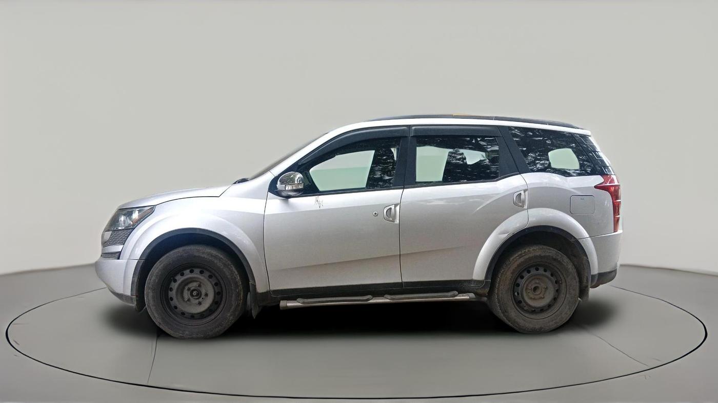 2014 Mahindra XUV500 W6, Diesel, Manual, 1,20,535 km, exterior
