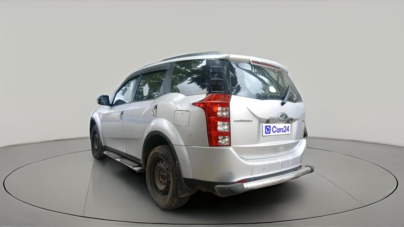 2014 Mahindra XUV500 W6, Diesel, Manual, 1,20,535 km, exterior
