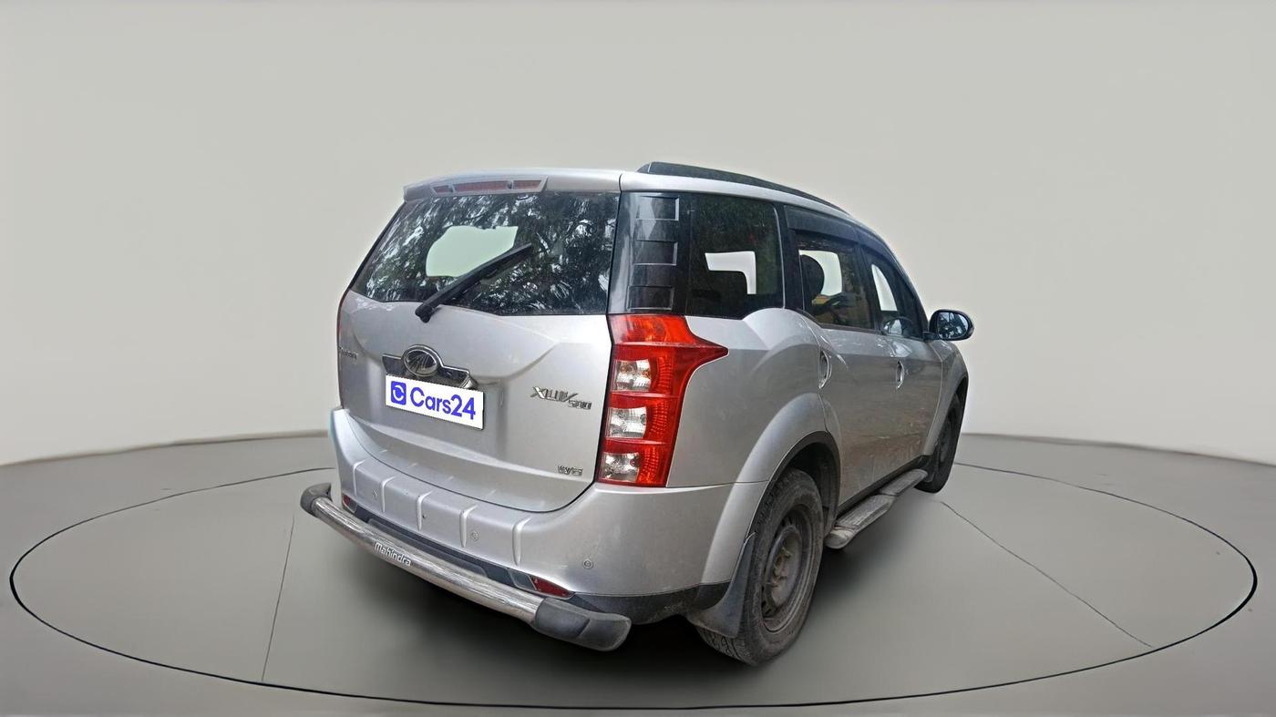 2014 Mahindra XUV500 W6, Diesel, Manual, 1,20,535 km, exterior