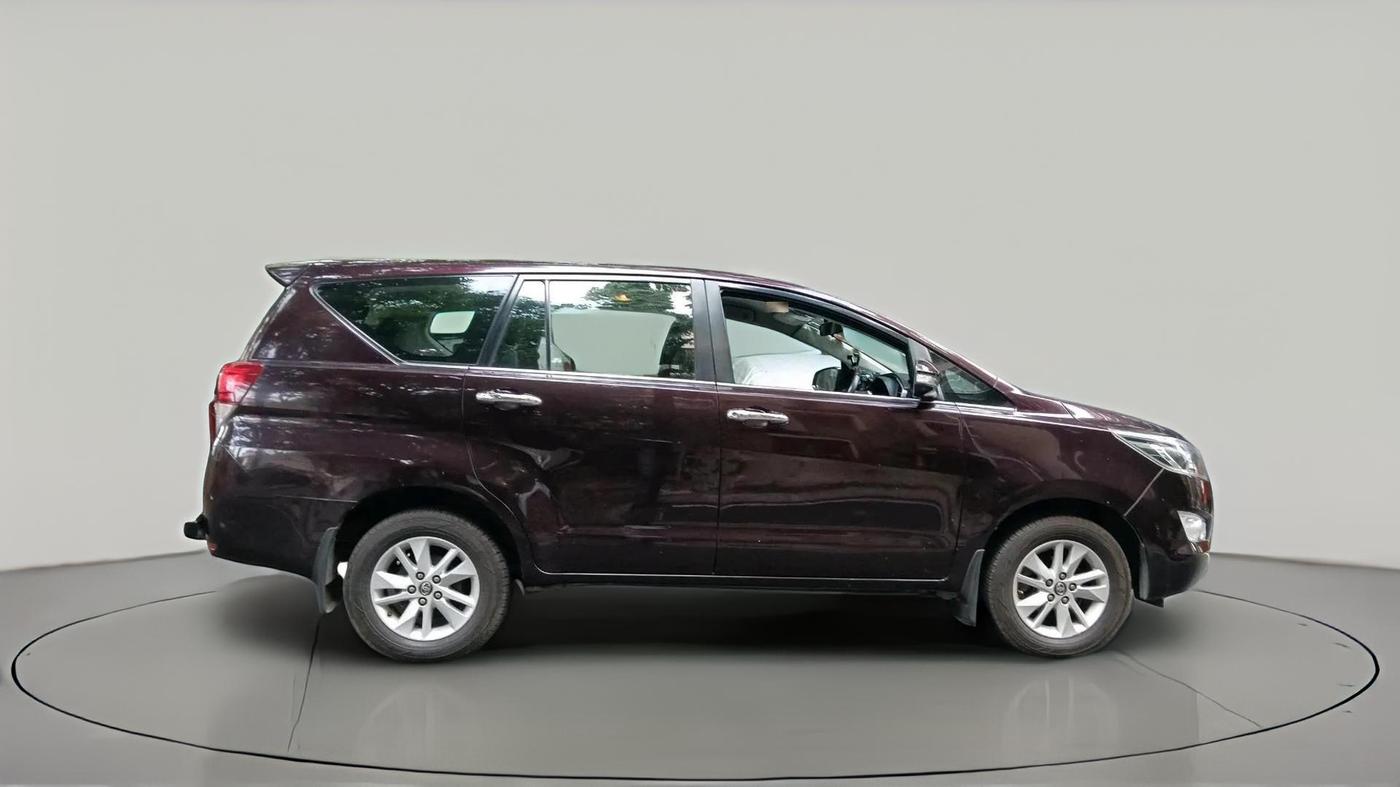 2016 Toyota Innova Crysta 2.7 VX 7 STR, Petrol, Manual, 40,658 km, exterior