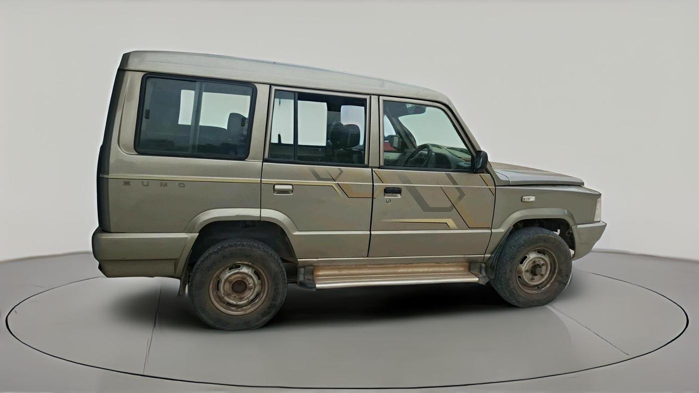 2011 Tata Sumo Gold EX, Diesel, Manual, 1,86,685 km, exterior