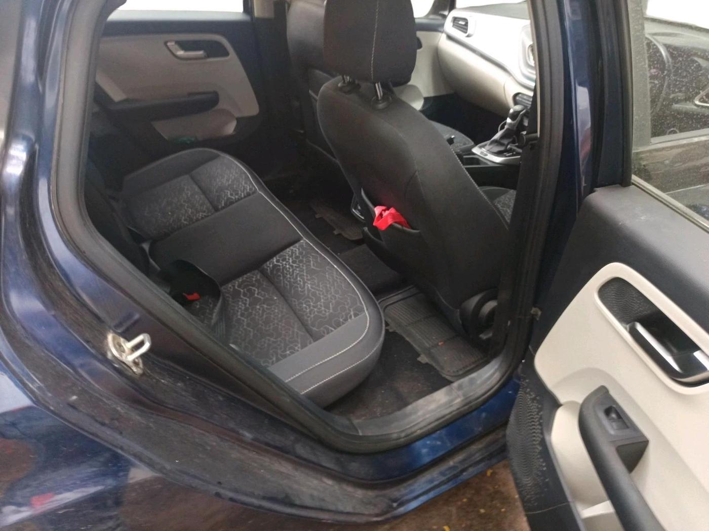 2022 Tata ALTROZ XZA, Petrol, Automatic, 19,627 km, interior