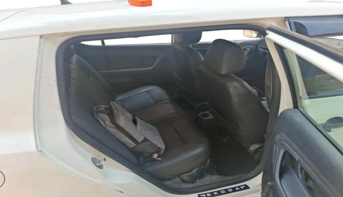 2011 Skoda Fabia CLASSIC 1.2 TDI, Diesel, Manual, 96,151 km, interior