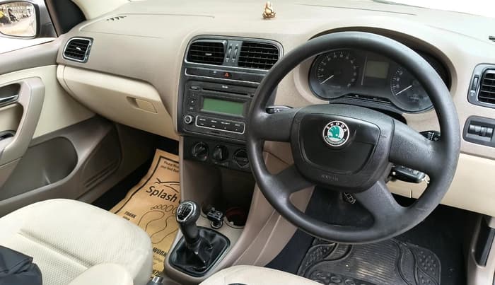 2012 Skoda Rapid AMBITION 1.6 TDI CR MT, Diesel, Manual, 1,74,510 km, interior