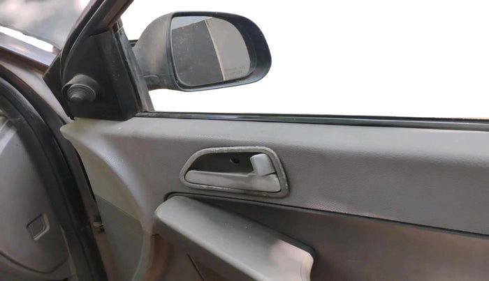 2010 Tata Indica Vista TERRA TDI, Diesel, Manual, 1,39,234 km, interior